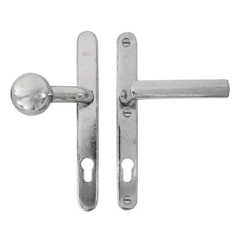 Voordeelprijs Veiligheidsbeslag klink ''Bol-vorm'' buitenzijde + type PH1930 binnenzijde 92mm set van 2