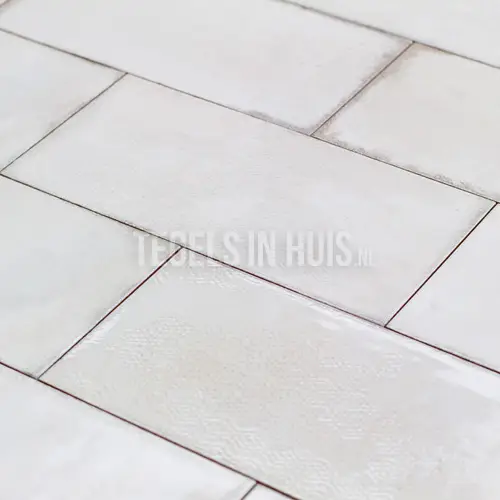 Wandtegel Esens 15×30 blanco glans genuanceerd OP=OP Betaalbaar
