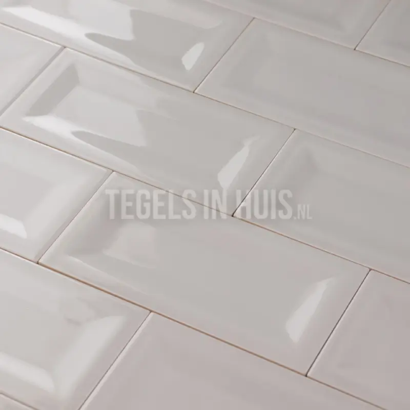 Weekendaanbieding Wandtegel Evolution in Metro glans licht grijs 7,5×15 cm