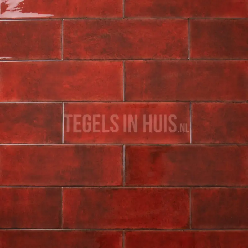 Wandtegel Titan ruby rood glans 10×30 Lage Prijs
