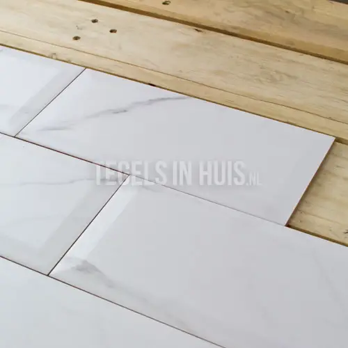 Wandtegel 10x20cm metro marmer carrara bianco mat Tijdelijk Beschikbaar