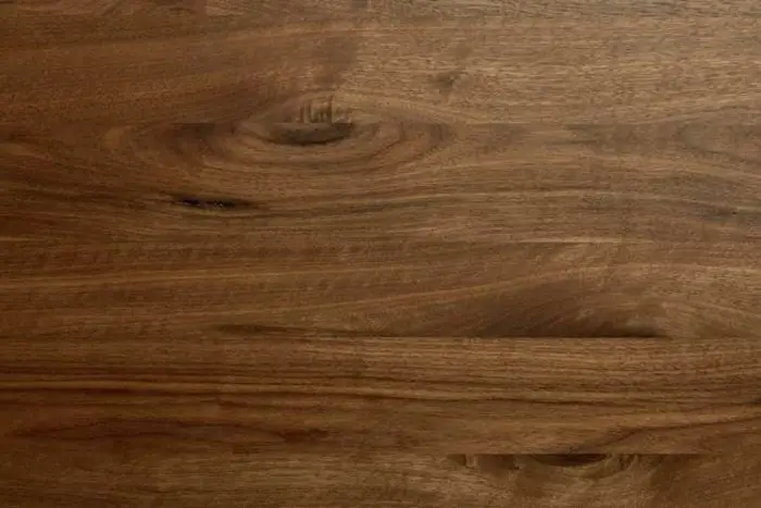 Noten tafelblad 32mm met stalen strips Tijdelijk Beschikbaar