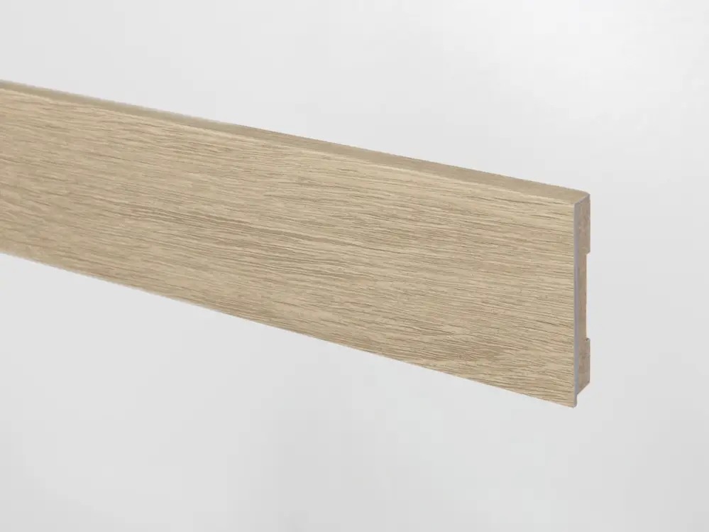 Fabrieksprijs Floorify Standaard plint Crémant S050