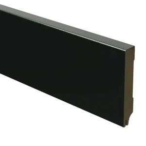 MDF Moderne Plint 90x15mm Voorgelakt RAL 9005 met uitsparing Populair