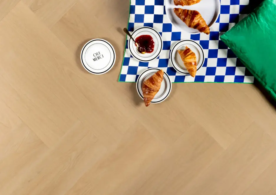 Tijdelijk Beschikbaar Douwes Dekker PVC Plak Visgraat Croissant - Ultra Mat