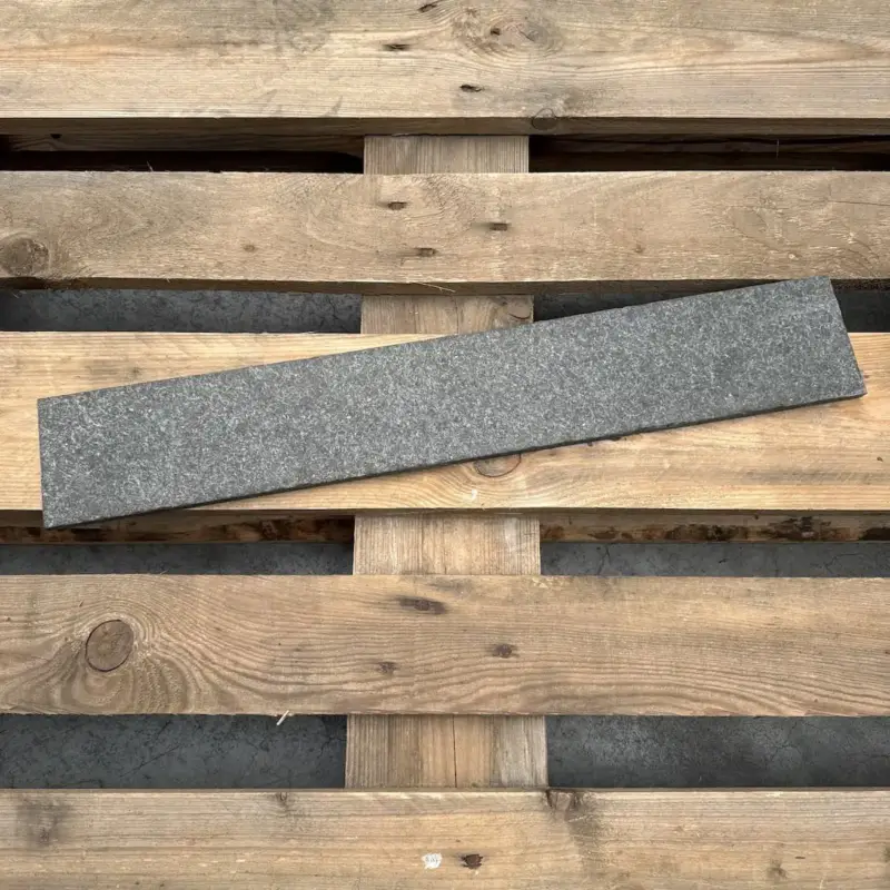 Voordeelprijs Basalt Black Pearl Gebrand 60x10x1cm