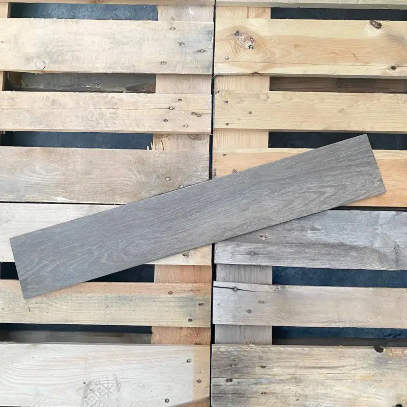 Op = Op Alaplana Larix Wengue Mate 15x90cm