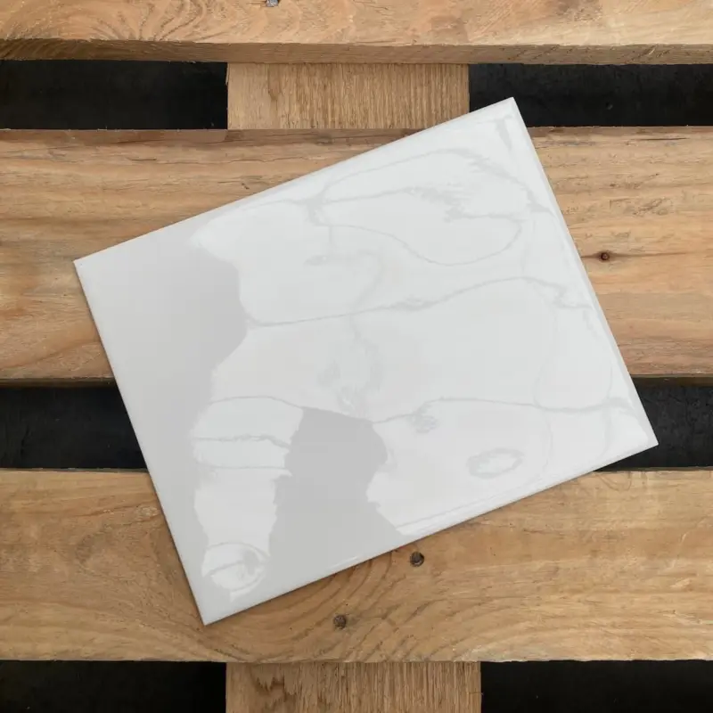 Ceratile Glans Wit Geonduleerd 20x25cm Koopje