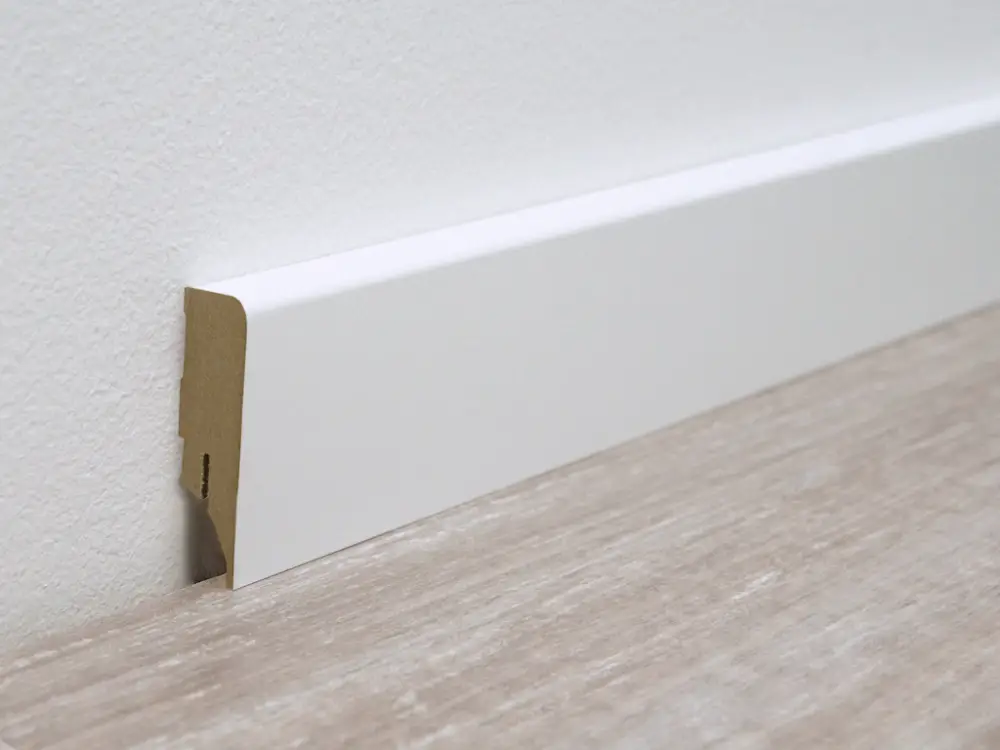 Beperkte Voorraad Plint wit decor (MDF-kern)
