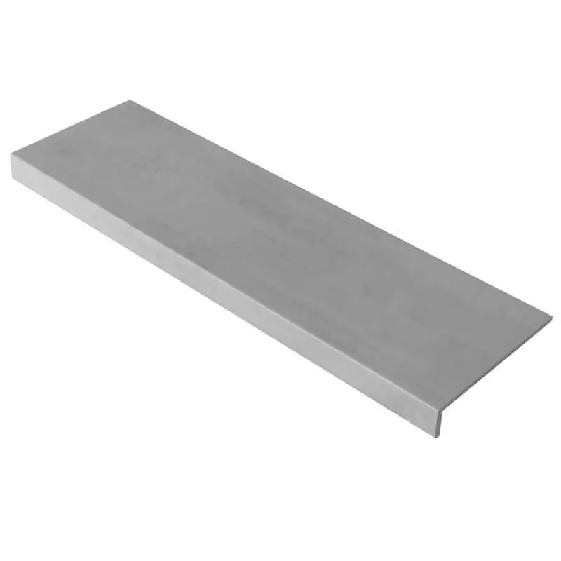 Laatste Versie Overzettrede met neus - Laminaat - Betonlook Lichtgrijs - 100 x 30 cm