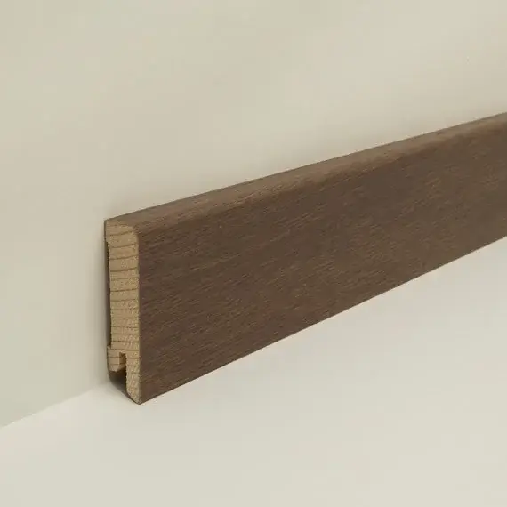 Beperkte Voorraad JOKA Plint 16x60mm gefineerd (FU) profiel #631 FO8810 FU EI84-Eiken bourbon 631 250cm