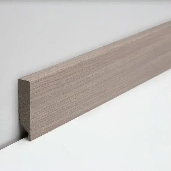 Gereduceerde Prijs JOKA Plint 14×58 mm AQUA CUBE Profiel #431 XP met Hotcoating DL654 2,4mtr