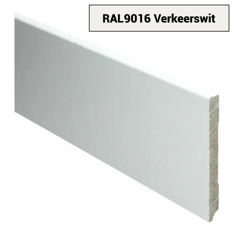 Koopje MDF Moderne plint 120x12 voorgelakt RAL 9016