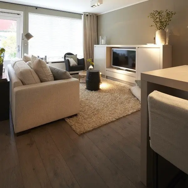 Douwes Dekker Elegant Riante Plank Komijn, licht eiken laminaat met rondom velling Gratis Retour